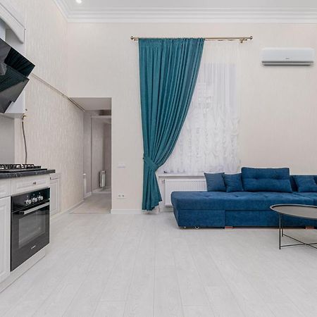 Vorontsov Lane Cozy Apartment Odessa Exterior photo